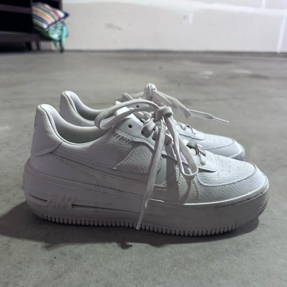 Nike airforce 1 platform white size 7.5 - Picture 5 of 6